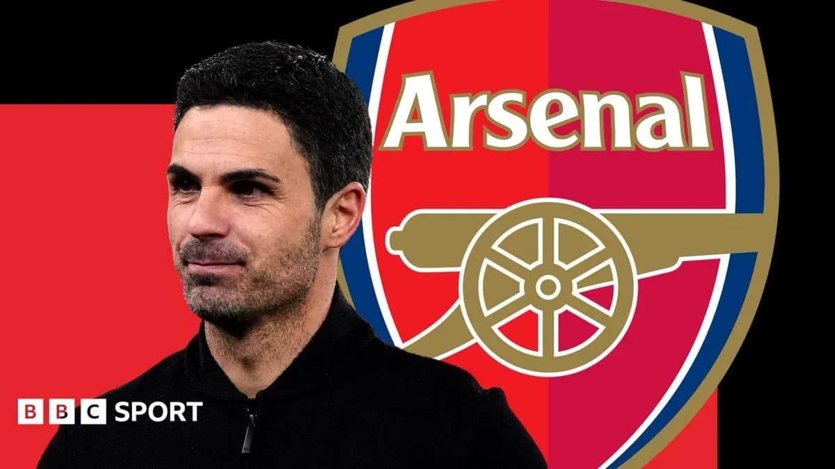 Mikel Arteta con el logo del Arsenal de fondo Mikel Arteta con el logo del Arsenal de fondo