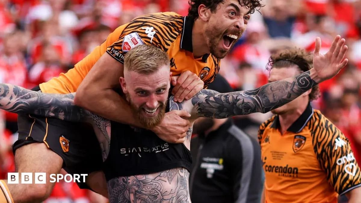 Jugadores de Hull City celebrando un gol en el campo Jugadores de Hull City celebrando un gol en el campo