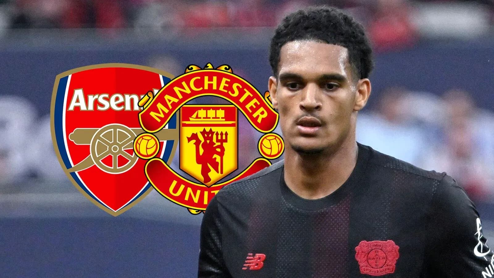Jugador en primer plano con escudos de Arsenal y Manchester United Jugador en primer plano con escudos de Arsenal y Manchester United