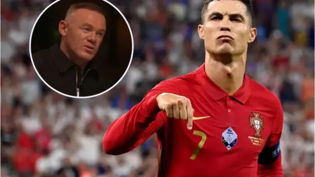 Cristiano Ronaldo gesturing during a match Cristiano Ronaldo gesturing during a match