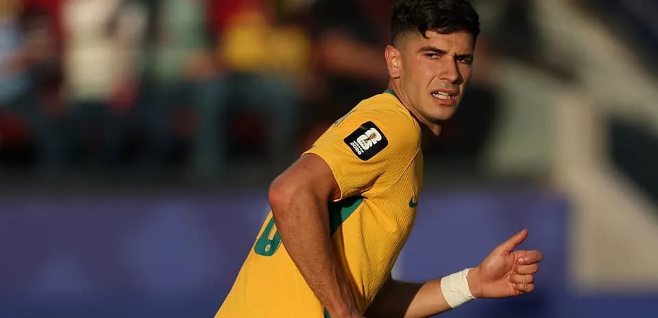 Jugador australiano corriendo durante el partido Jugador australiano corriendo durante el partido