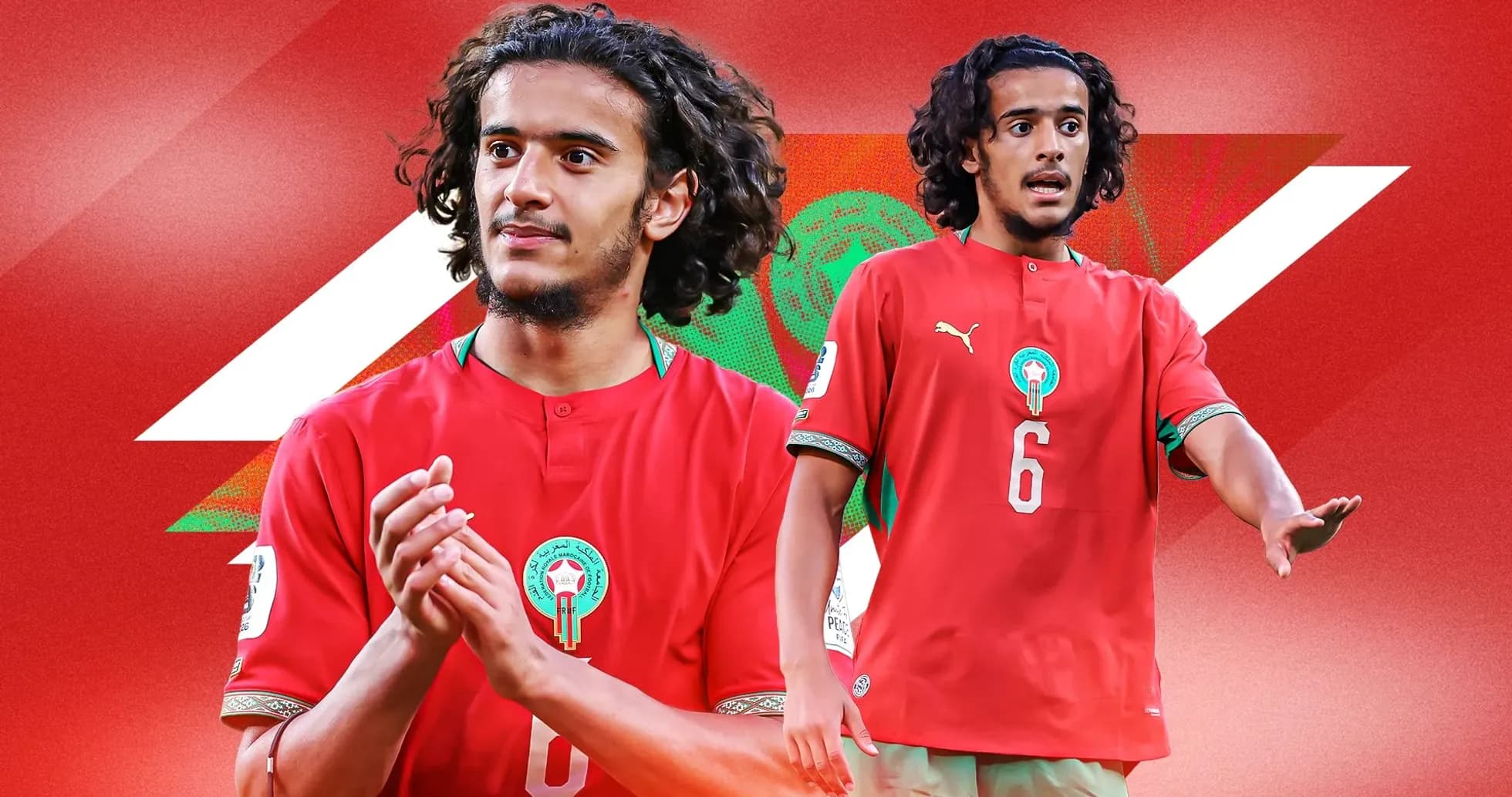 Jugador de Marruecos en uniforme de fútbol rojo Jugador de Marruecos en uniforme de fútbol rojo