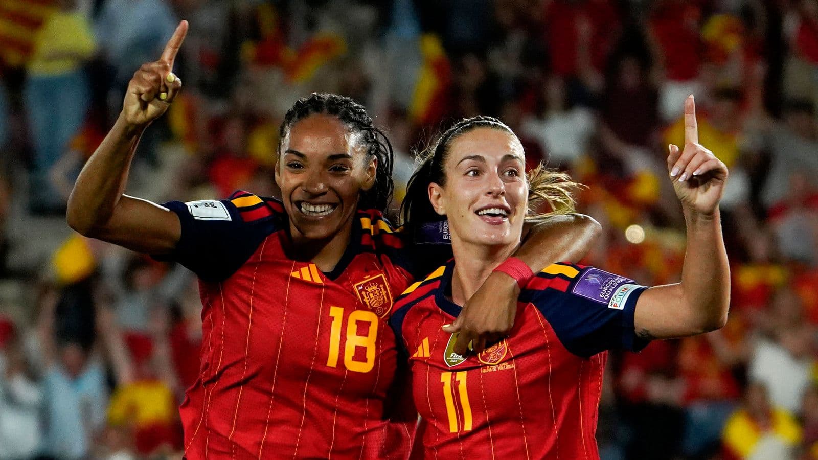 Jugadoras de España celebrando un gol en partido Jugadoras de España celebrando un gol en partido