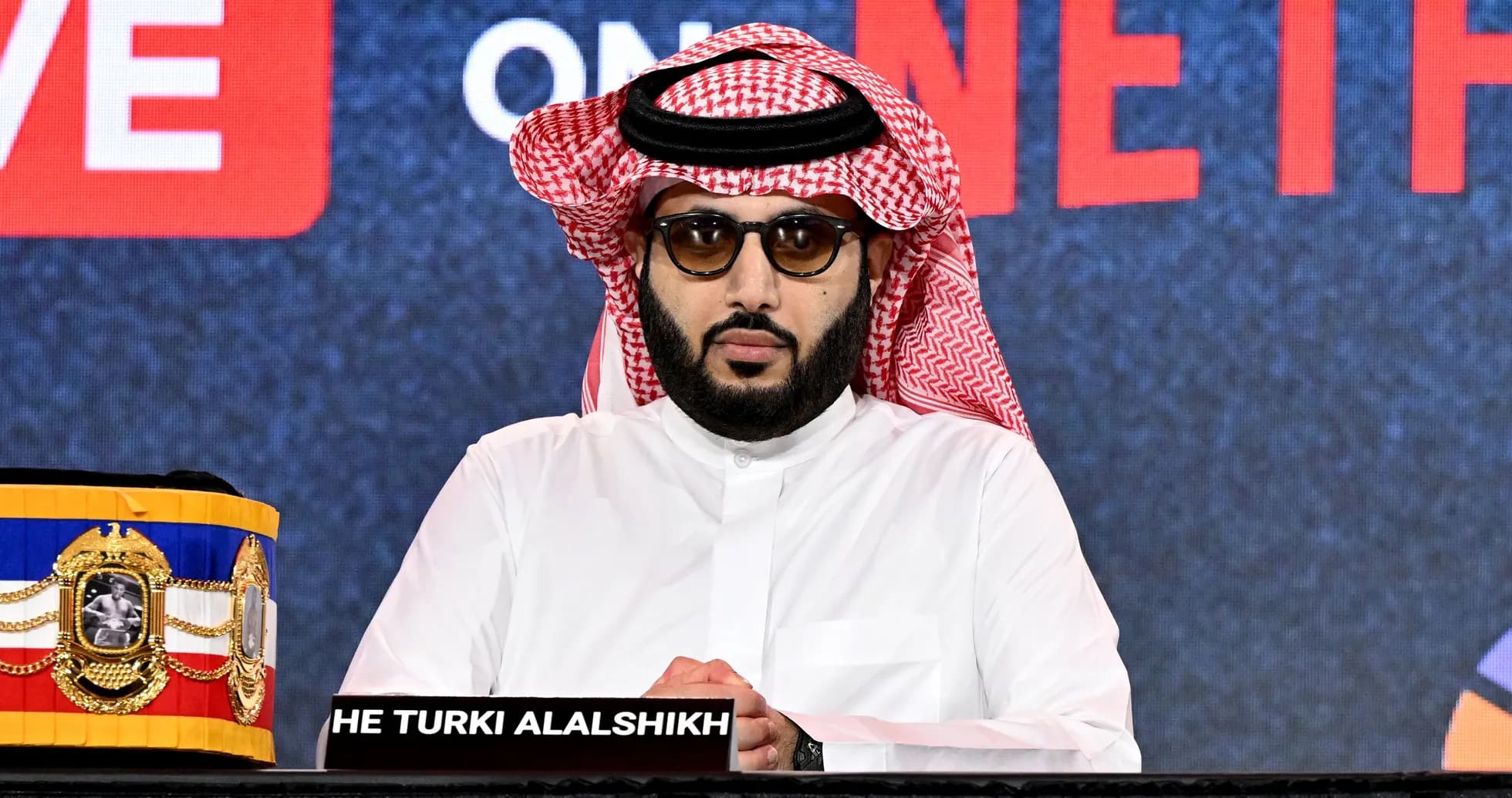HE Turki Alalshikh en conferencia de prensa HE Turki Alalshikh en conferencia de prensa