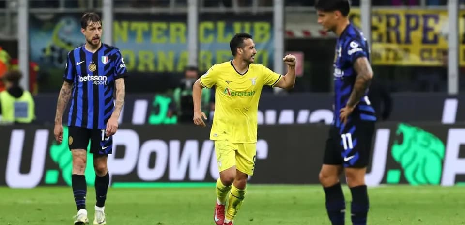 Jugadores de Lazio e Inter en el partido Jugadores de Lazio e Inter en el partido