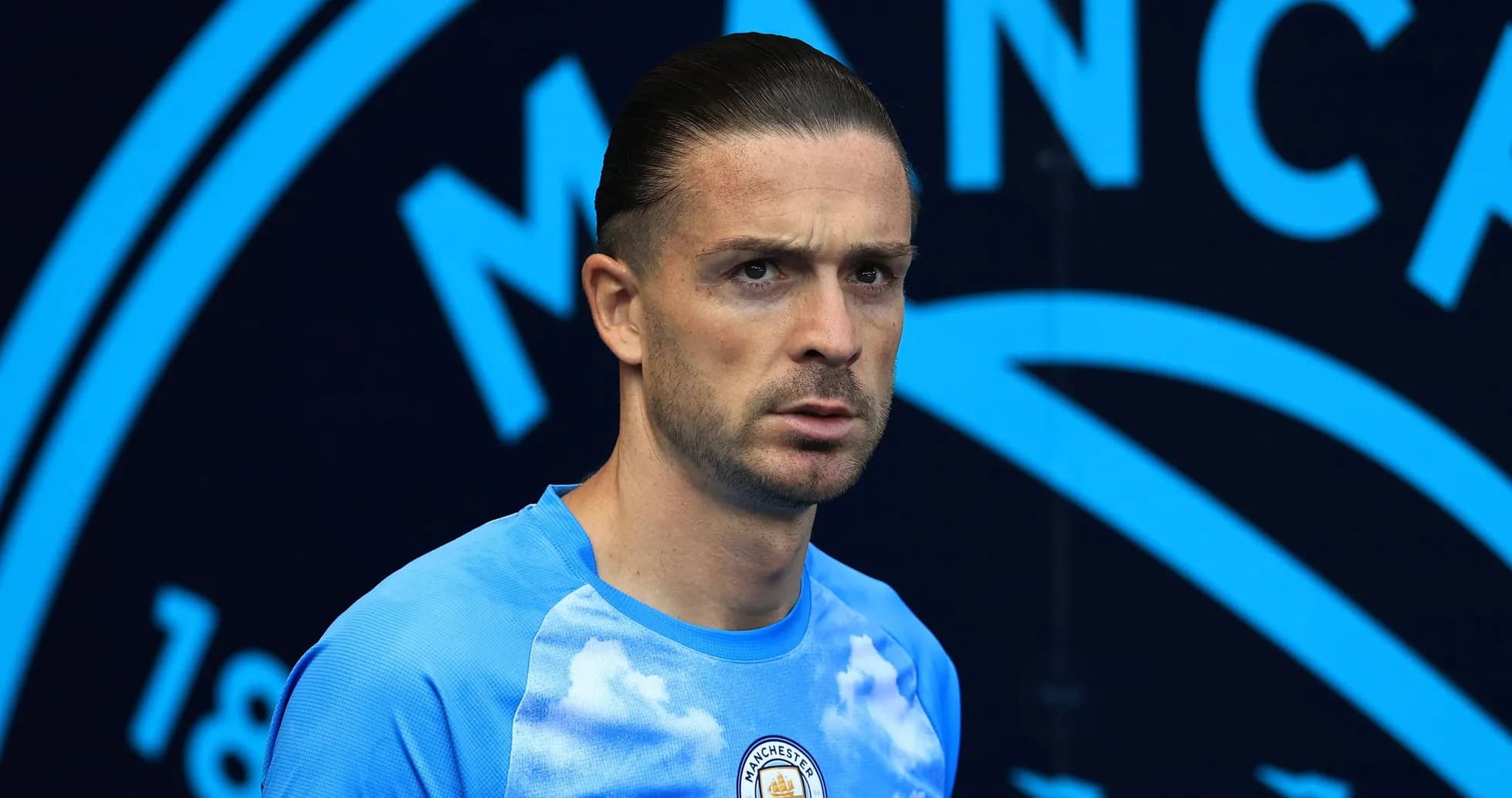 Jugador de Manchester City en vestuario antes del partido Jugador de Manchester City en vestuario antes del partido