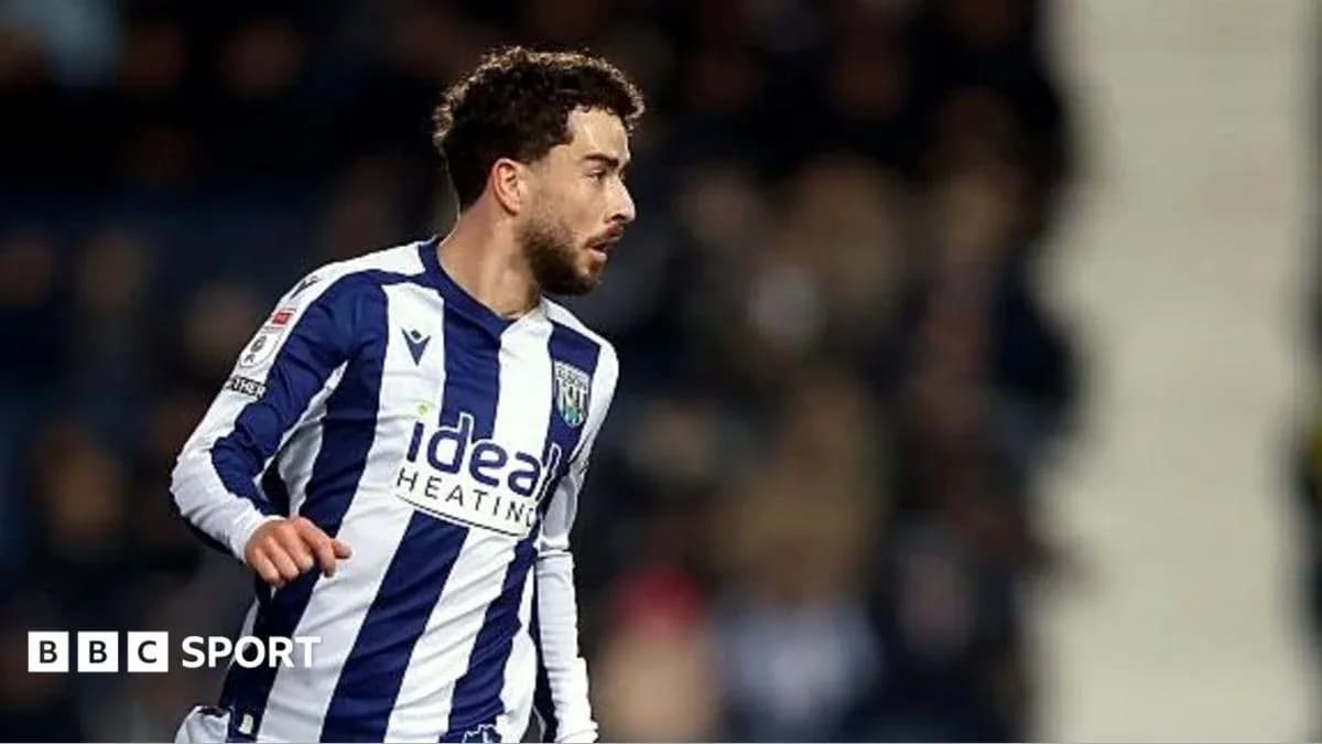 Jugador de West Bromwich Albion en acción durante partido Jugador de West Bromwich Albion en acción durante partido