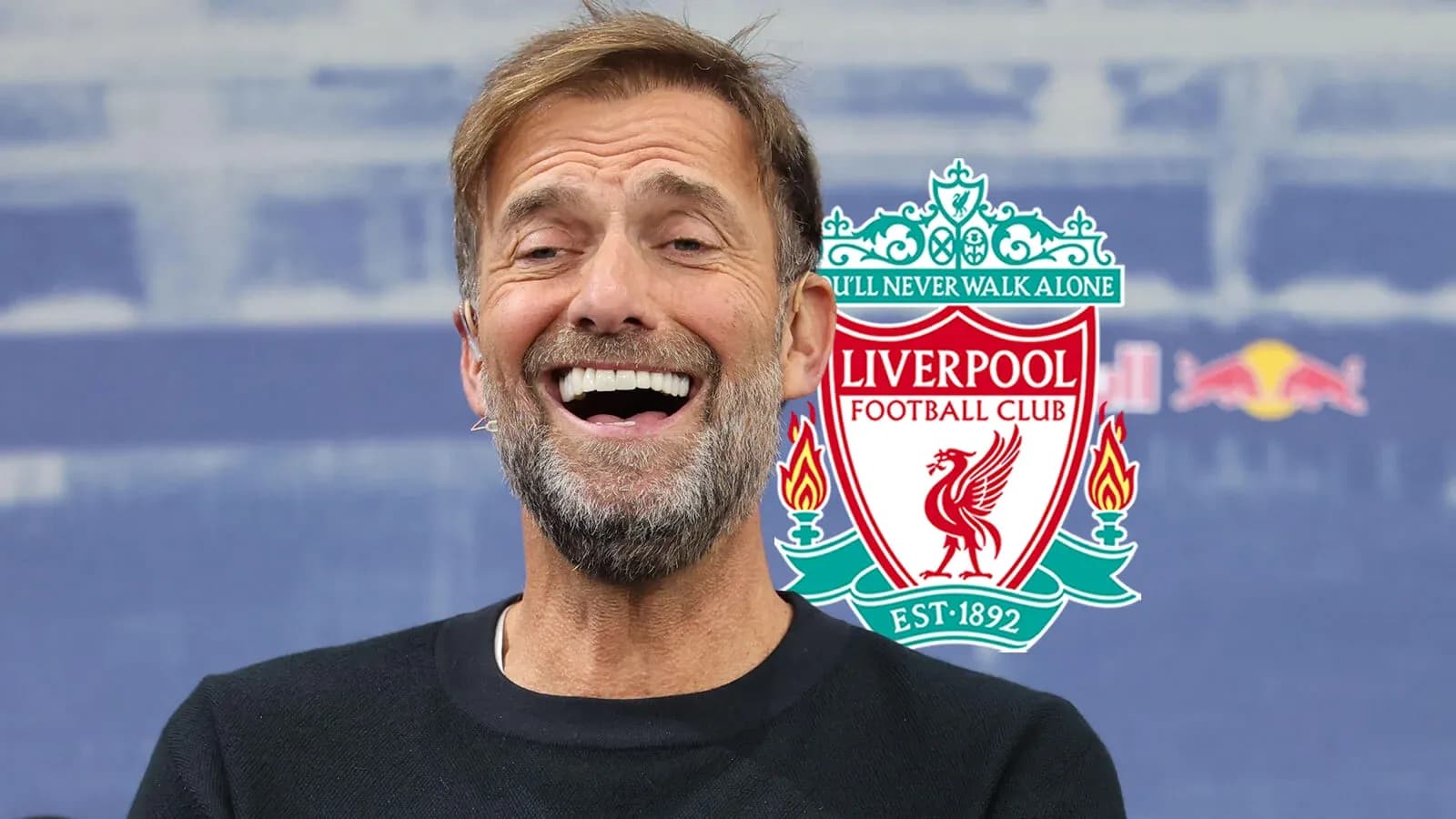 Entrenador sonriente de Liverpool en conferencia de prensa Entrenador sonriente de Liverpool en conferencia de prensa