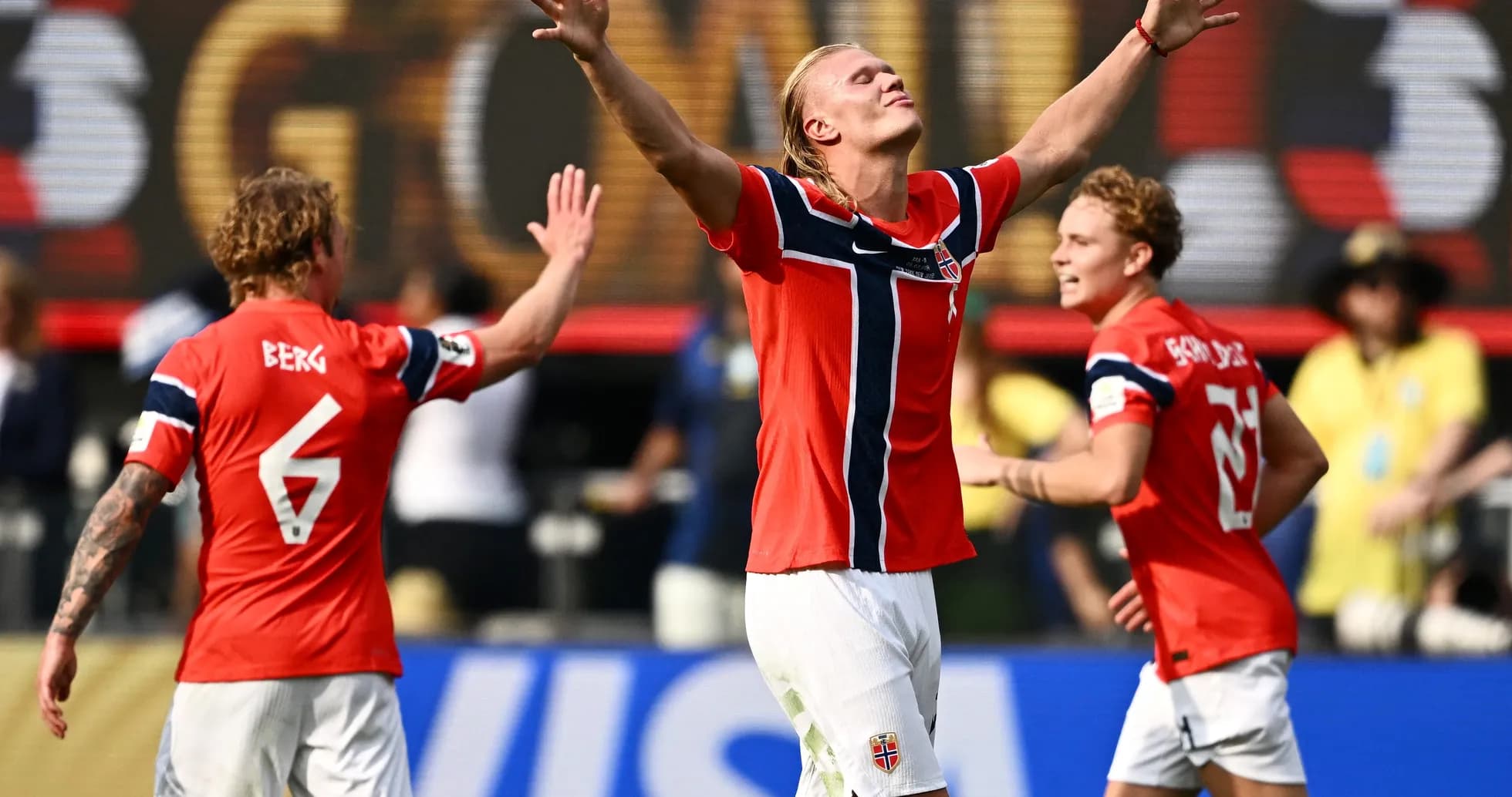 Jugadores de Noruega celebrando un gol Jugadores de Noruega celebrando un gol