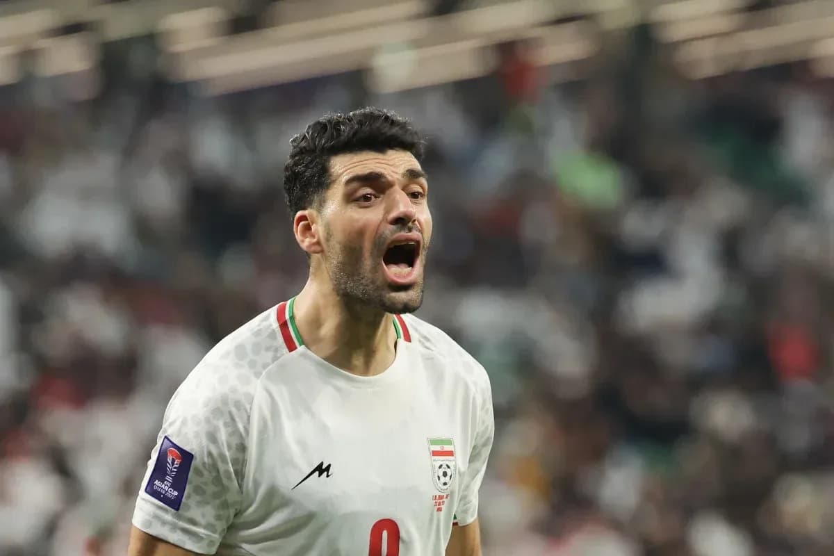 Jugador de Irán gritando durante un partido Jugador de Irán gritando durante un partido