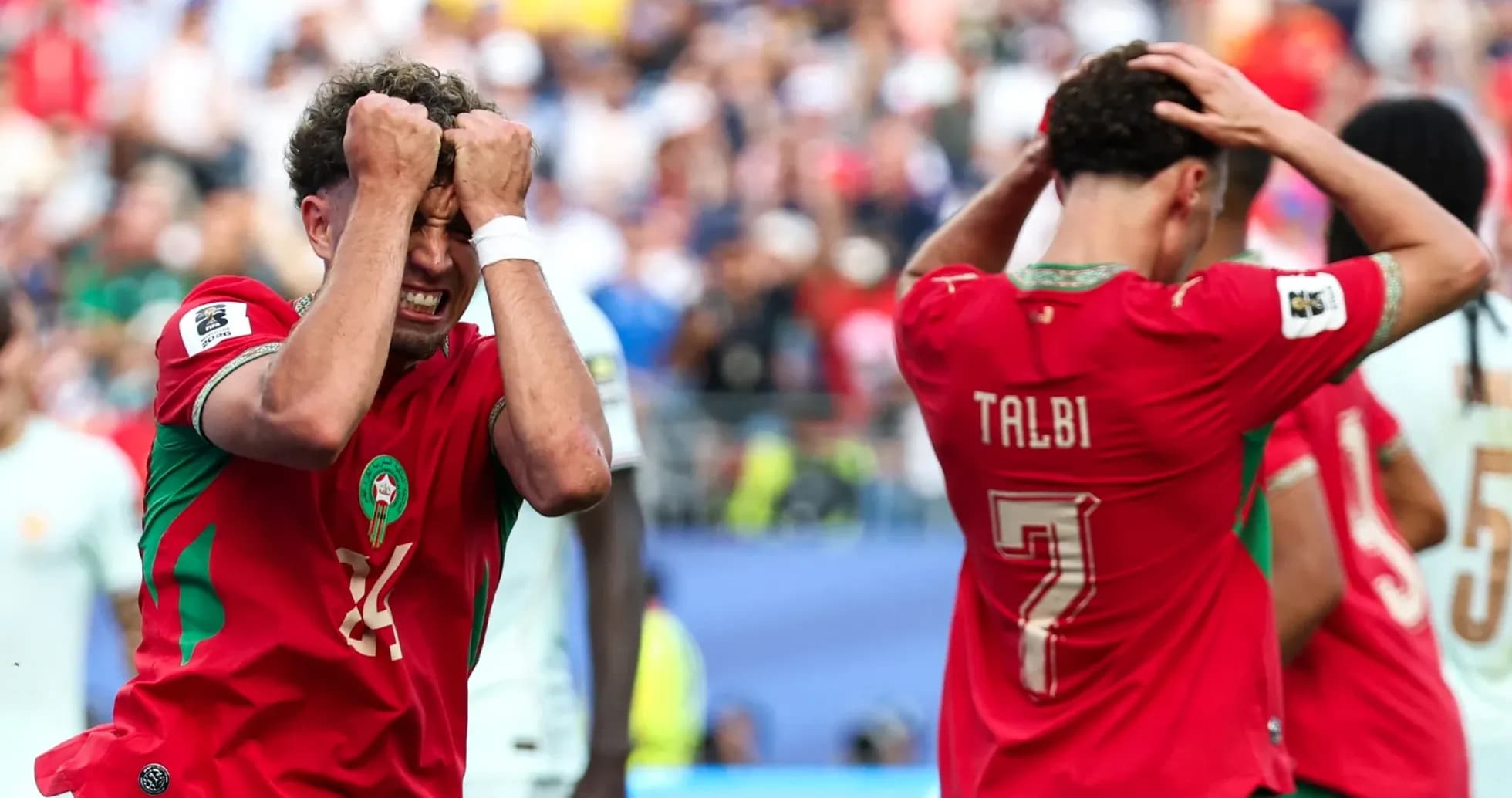 Jugadores de Marruecos lamentándose durante el partido Jugadores de Marruecos lamentándose durante el partido
