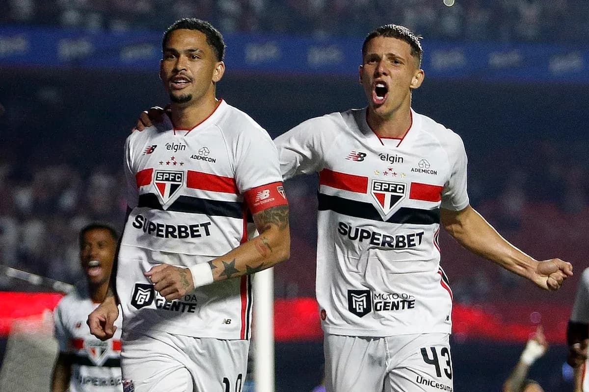 Jugadores del Sao Paulo celebrando un gol Jugadores del Sao Paulo celebrando un gol