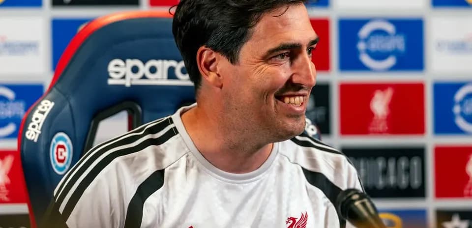 Entrenador de Liverpool en conferencia de prensa Entrenador de Liverpool en conferencia de prensa