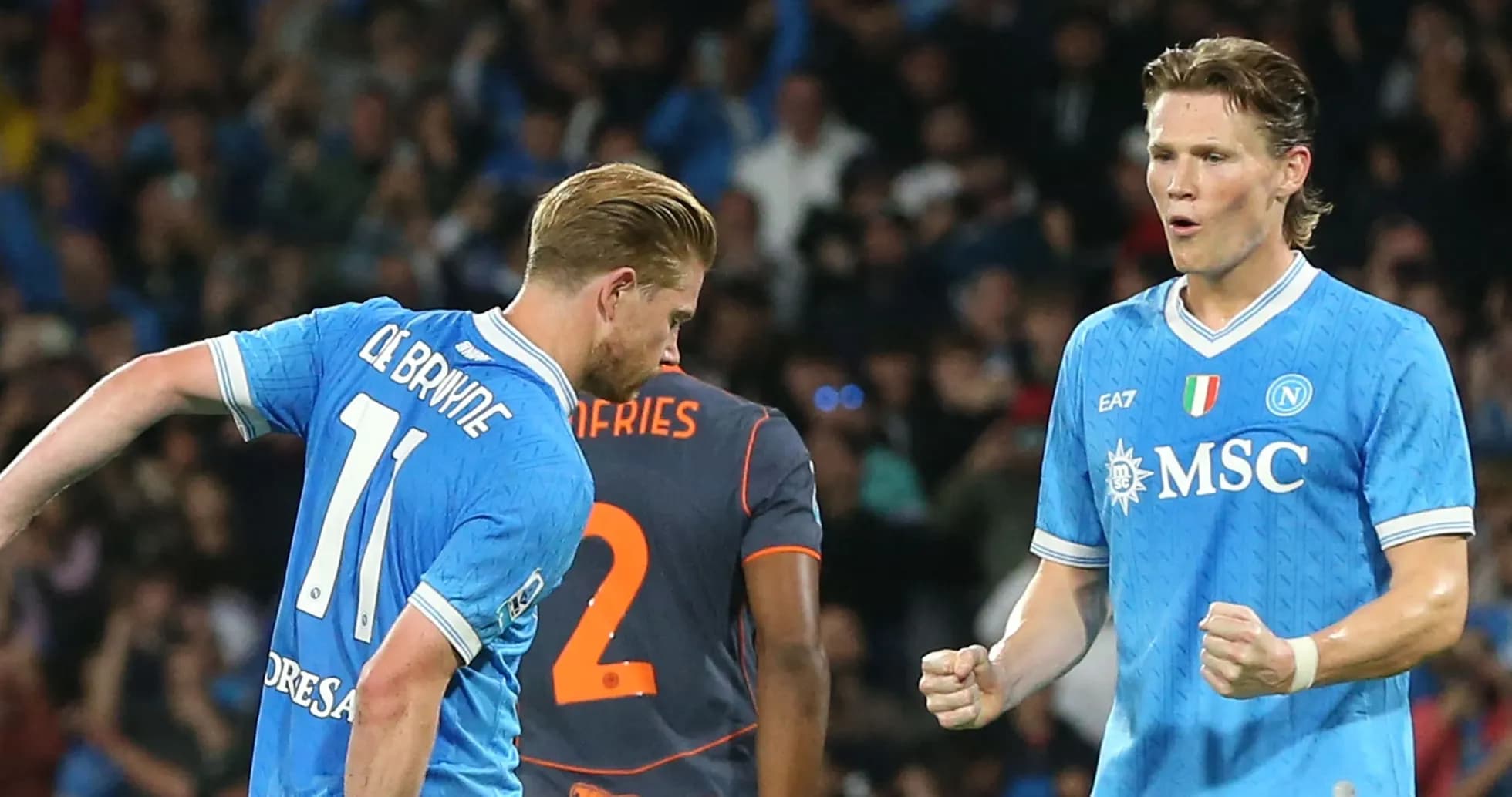 Jugadores del Napoli celebrando durante un partido Jugadores del Napoli celebrando durante un partido