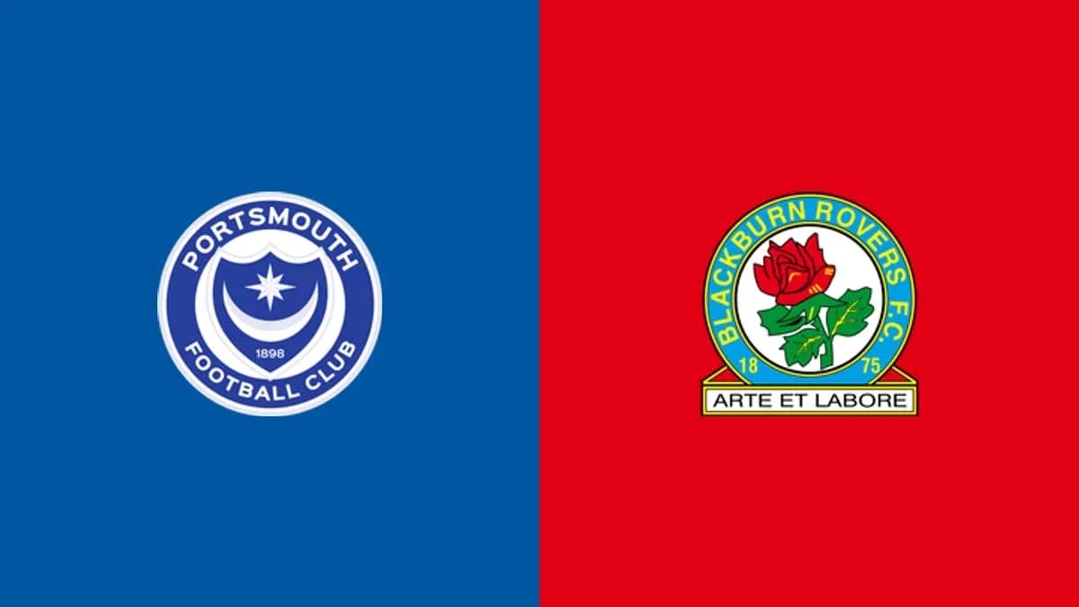 Logos de Portsmouth y Blackburn Rovers en fondo colorido Logos de Portsmouth y Blackburn Rovers en fondo colorido