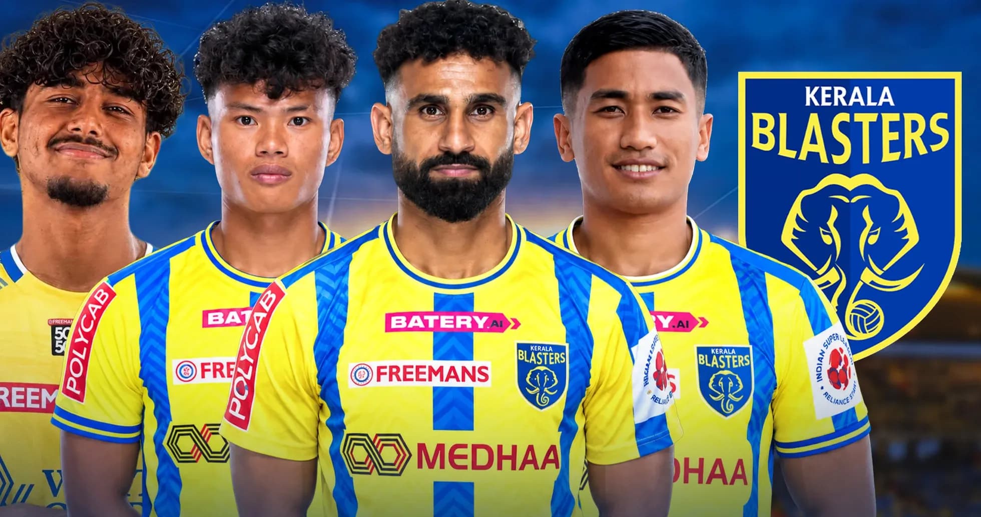 Jugadores de Kerala Blasters posando con uniforme amarillo Jugadores de Kerala Blasters posando con uniforme amarillo