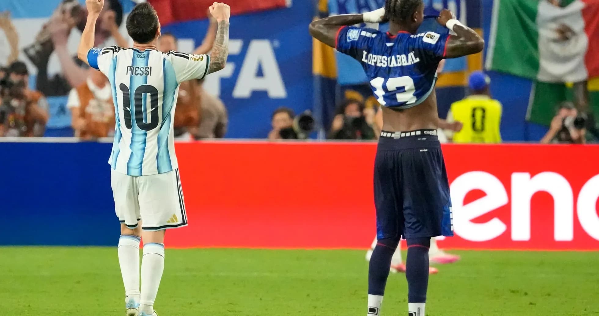 Lionel Messi celebrando durante un partido Lionel Messi celebrando durante un partido
