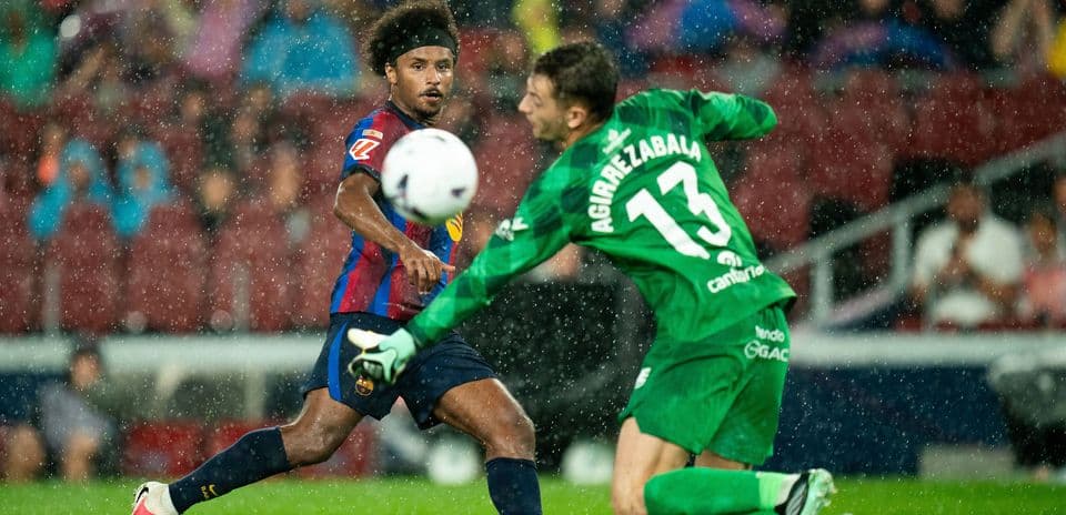 Hansi Flick y sus siete victorias consecutivas marcan un hito en el Barcelona Hansi Flick y sus siete victorias consecutivas marcan un hito en el Barcelona