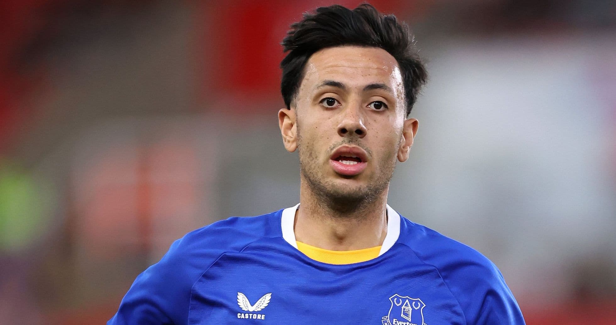 Everton y Crystal Palace acuerdan intercambio de extremos McNeil y Johnson Everton y Crystal Palace acuerdan intercambio de extremos McNeil y Johnson