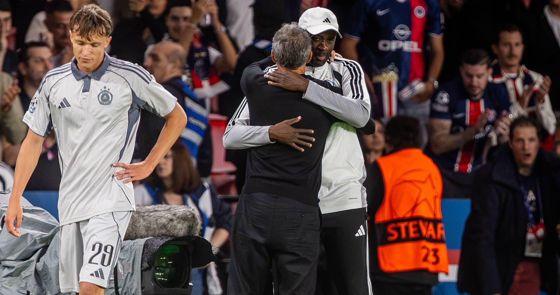 Yaya Touré quedó impresionado con PSG tras la derrota 6-1 en Champions League Yaya Touré quedó impresionado con PSG tras la derrota 6-1 en Champions League