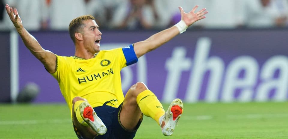 Cristiano Ronaldo sufre una derrota histórica con Al-Nassr ante Al-Ain en la Champions Asiática Cristiano Ronaldo sufre una derrota histórica con Al-Nassr ante Al-Ain en la Champions Asiática