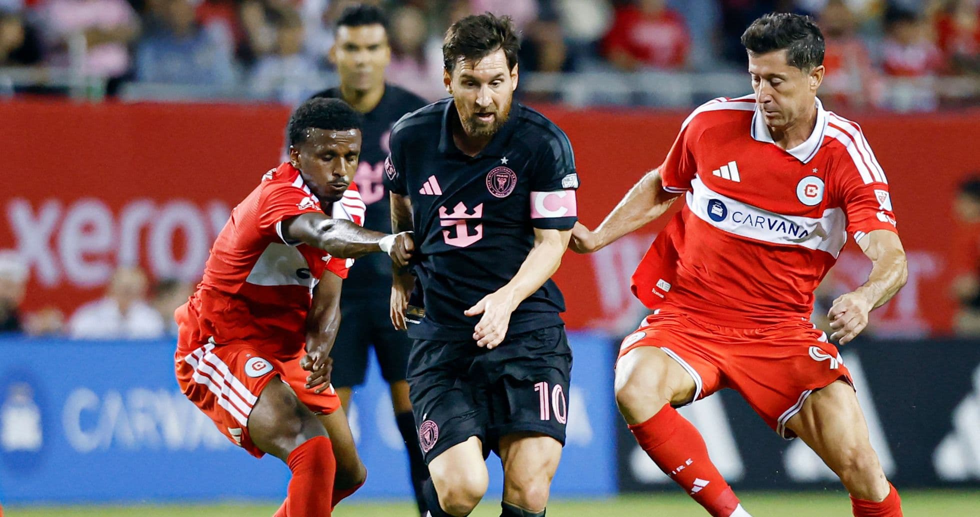 Messi y Lewandowski se enfrentan mientras Inter Miami rescata empate en un récord de asistencia en Chicago Messi y Lewandowski se enfrentan mientras Inter Miami rescata empate en un récord de asistencia en Chicago