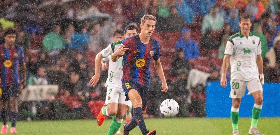 Gavi habla con sinceridad tras su regreso y goleada del Barcelona al Racing Santander Gavi habla con sinceridad tras su regreso y goleada del Barcelona al Racing Santander