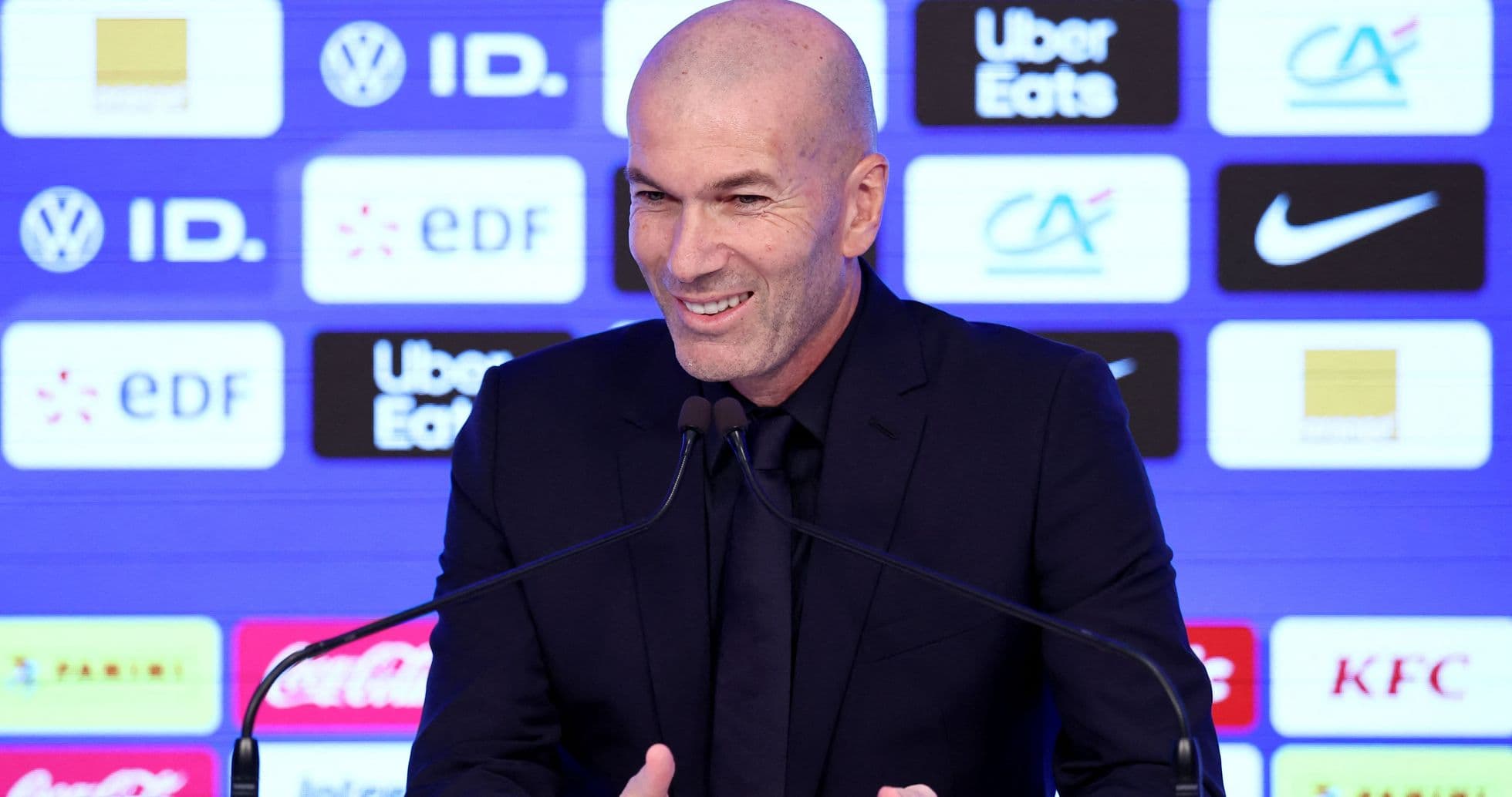 Raphael Varane revela qué esperar del renovado Francia bajo Zinedine Zidane Raphael Varane revela qué esperar del renovado Francia bajo Zinedine Zidane