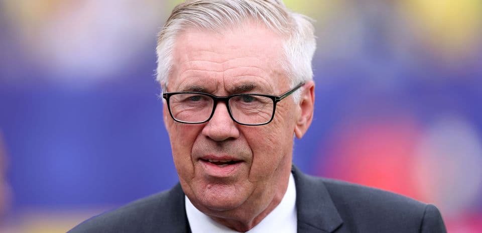 Carlo Ancelotti inicia renovación radical en Brasil y deja fuera a estrella del Liverpool Carlo Ancelotti inicia renovación radical en Brasil y deja fuera a estrella del Liverpool
