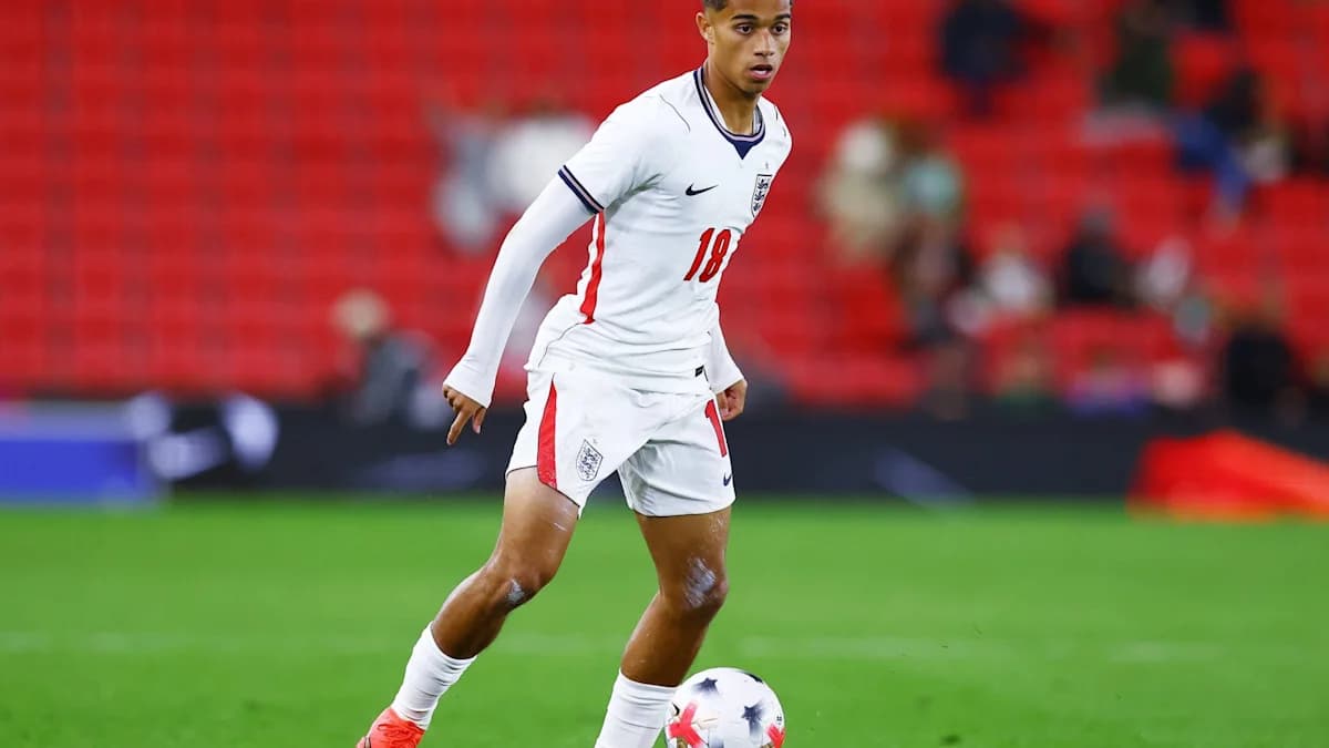 Liverpool sigue de cerca a Josh King, joven estrella de Fulham valorada en £51 millones Liverpool sigue de cerca a Josh King, joven estrella de Fulham valorada en £51 millones