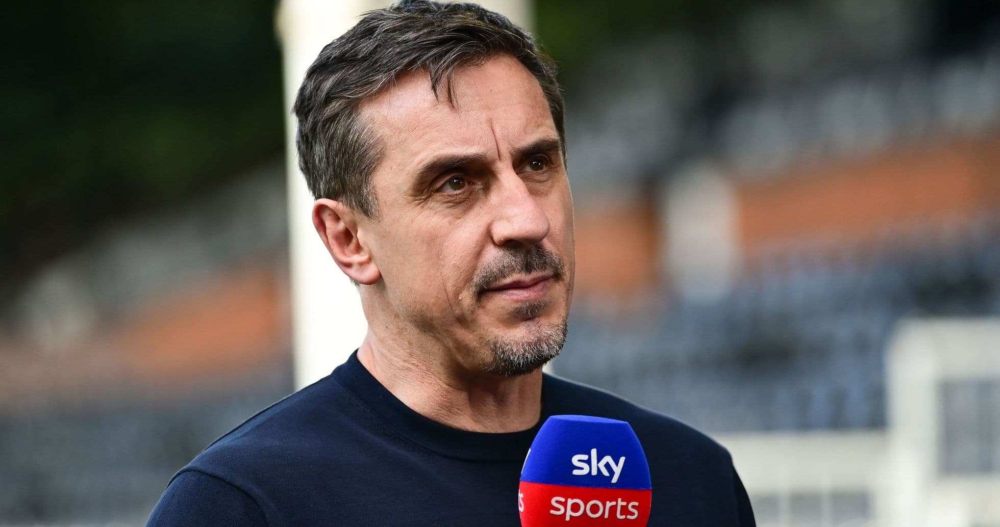 Gary Neville elogia al Manchester City de Enzo Maresca tras vencer 3-0 al Liverpool en Anfield pese a cargos de la Premier League Gary Neville elogia al Manchester City de Enzo Maresca tras vencer 3-0 al Liverpool en Anfield pese a cargos de la Premier League