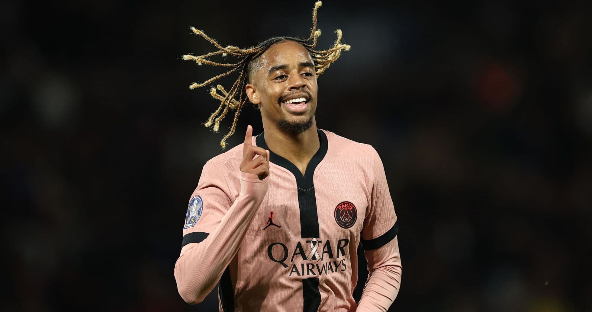 Luis Campos asegura que la ventana de transferencias del PSG sigue abierta ante el interés de Liverpool por Barcola y Mbaye Luis Campos asegura que la ventana de transferencias del PSG sigue abierta ante el interés de Liverpool por Barcola y Mbaye