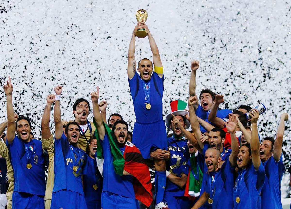 Los Campeones del Mundial 2006 de Italia Recuerdan su Victoria 20 Años Después Los Campeones del Mundial 2006 de Italia Recuerdan su Victoria 20 Años Después