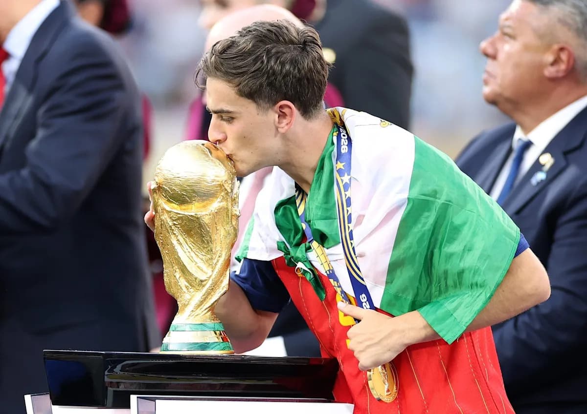 Gavi, mediocampista del Barcelona, comparte emotivo mensaje tras la gloria en el Mundial Gavi, mediocampista del Barcelona, comparte emotivo mensaje tras la gloria en el Mundial