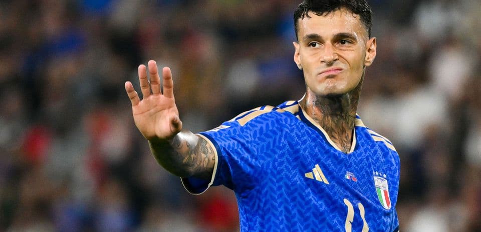 Gianluca Scamacca destaca la resistencia de Italia tras vencer a Turquía en la Liga de Naciones Gianluca Scamacca destaca la resistencia de Italia tras vencer a Turquía en la Liga de Naciones