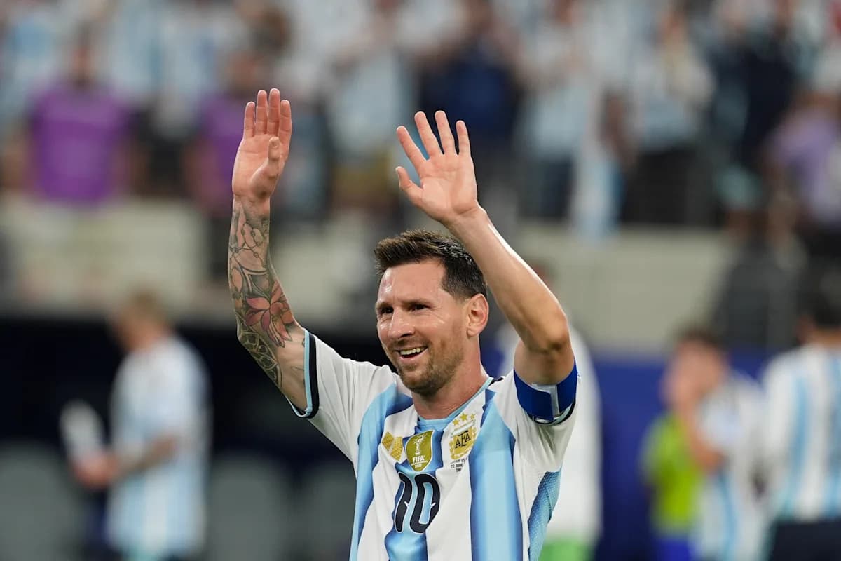 Messi amplía su ventaja en la Copa del Mundo con un gol decisivo en la fase de grupos Messi amplía su ventaja en la Copa del Mundo con un gol decisivo en la fase de grupos